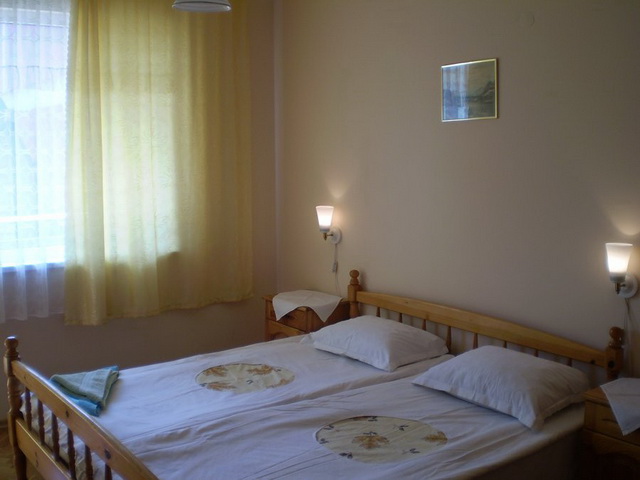 Guest House Dian (2)